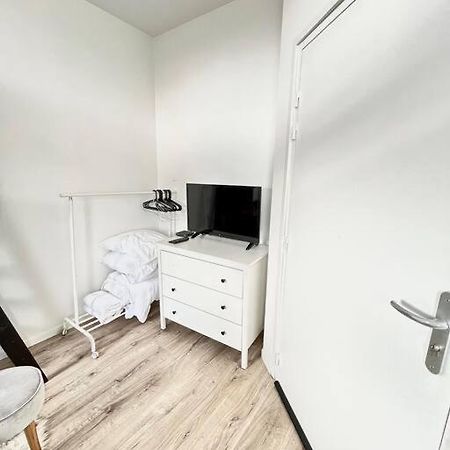 Appartement Rome - Studio Meuble A Reims Extérieur photo